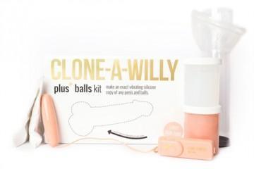 Clone-a Willy Plus Balls Kit - Light Skin Tone - My Sex Toy Hub